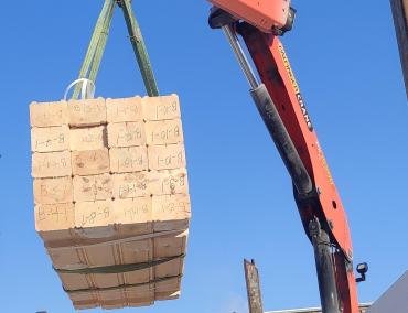 Доставка профилированного бруса